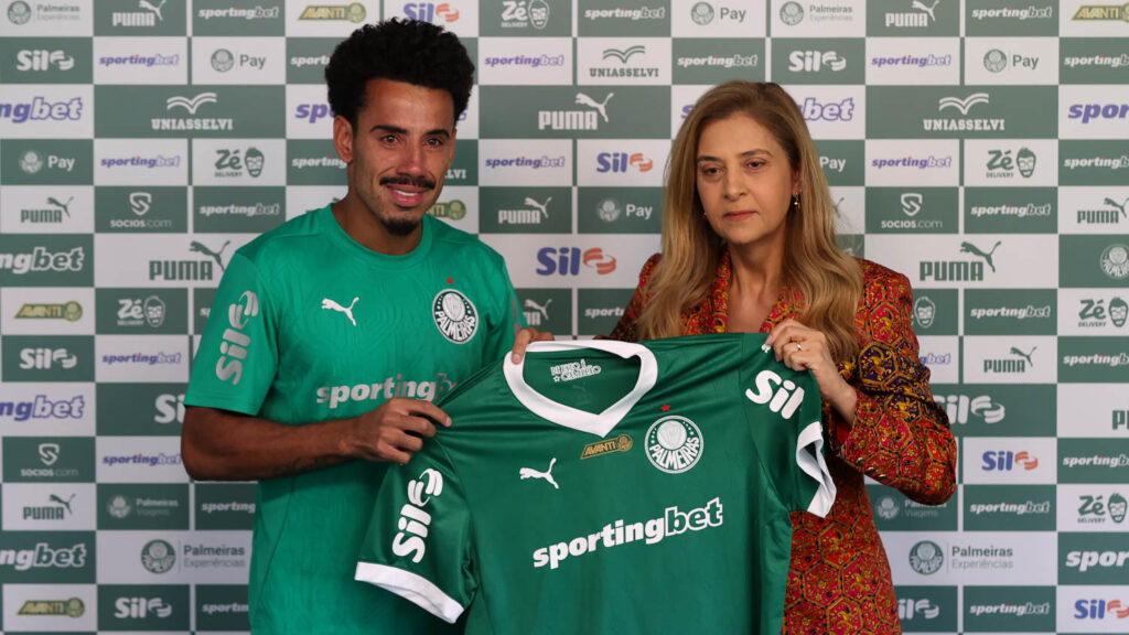 Volante Lucas Evangelista reforça o Verdão (Foto: Divulgação/Cesar Grecco/Palmeiras)