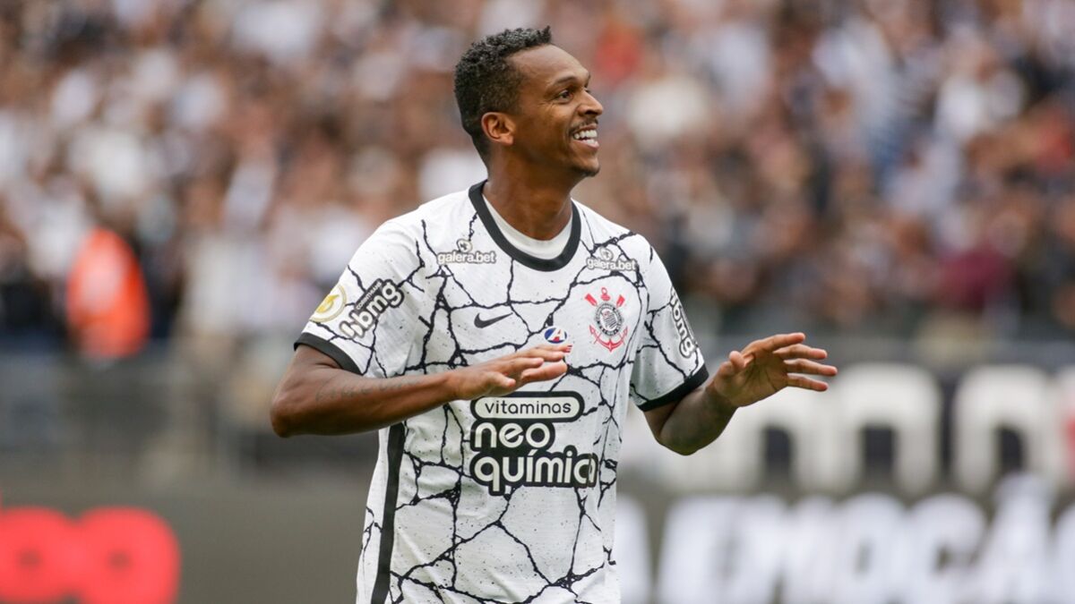 JÔ, ex-jogador do Corinthians, foi preso pela terceira vez por não pagar pensão alimentícia