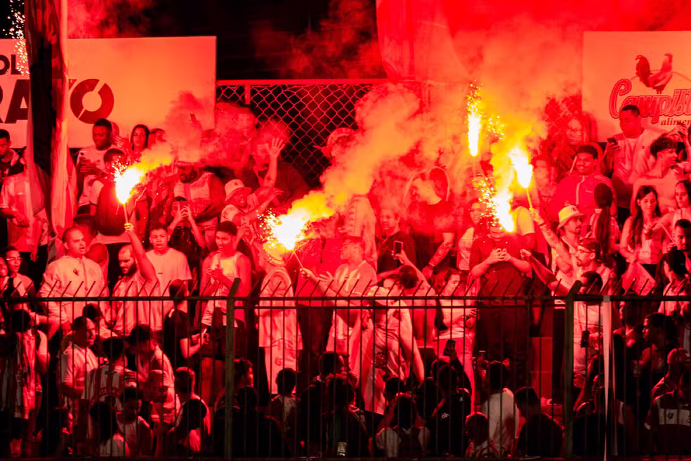 Bangu está na lista de maiores clubes de bairro do mundo