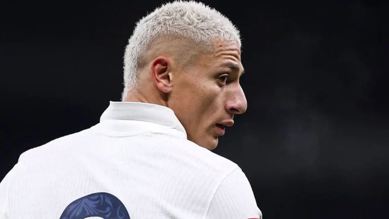 Atacante Richarlison falou sobre o quadro de depressão que enfrentou após a Copa do mundo de 2022