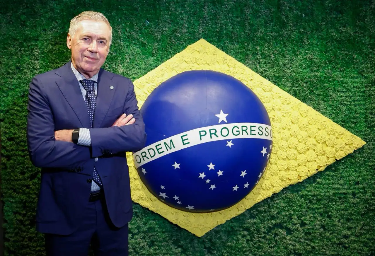 Carlo Ancelotti renova com a Seleção Brasileira
