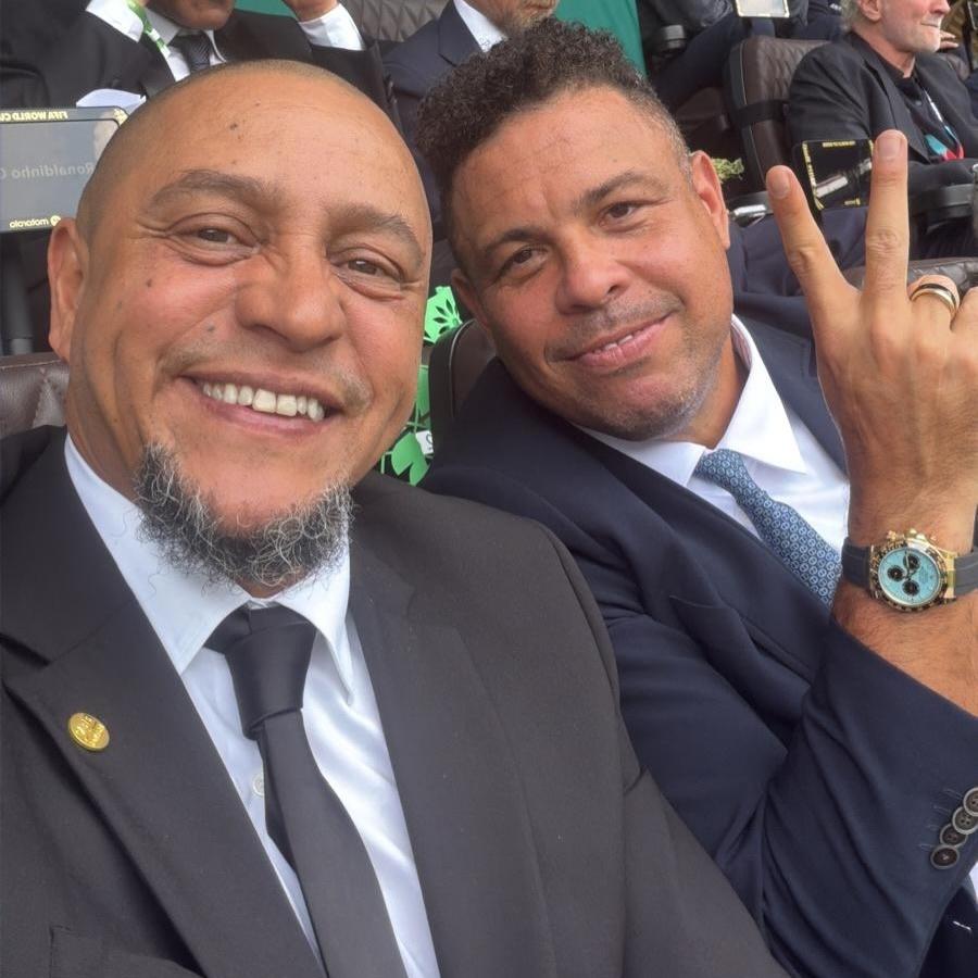 Roberto Carlos e Ronaldo anunciam compra da Inter de Limeira