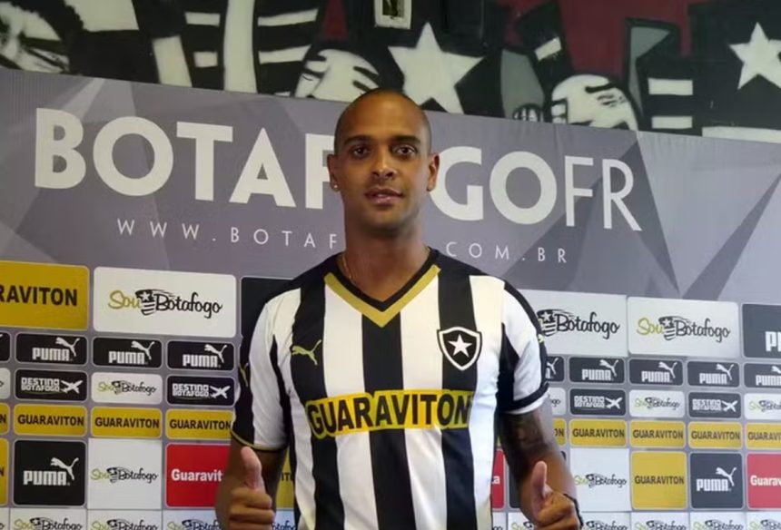 Tassio, ex-jogador Botafogo, morre em vendaval no Rio