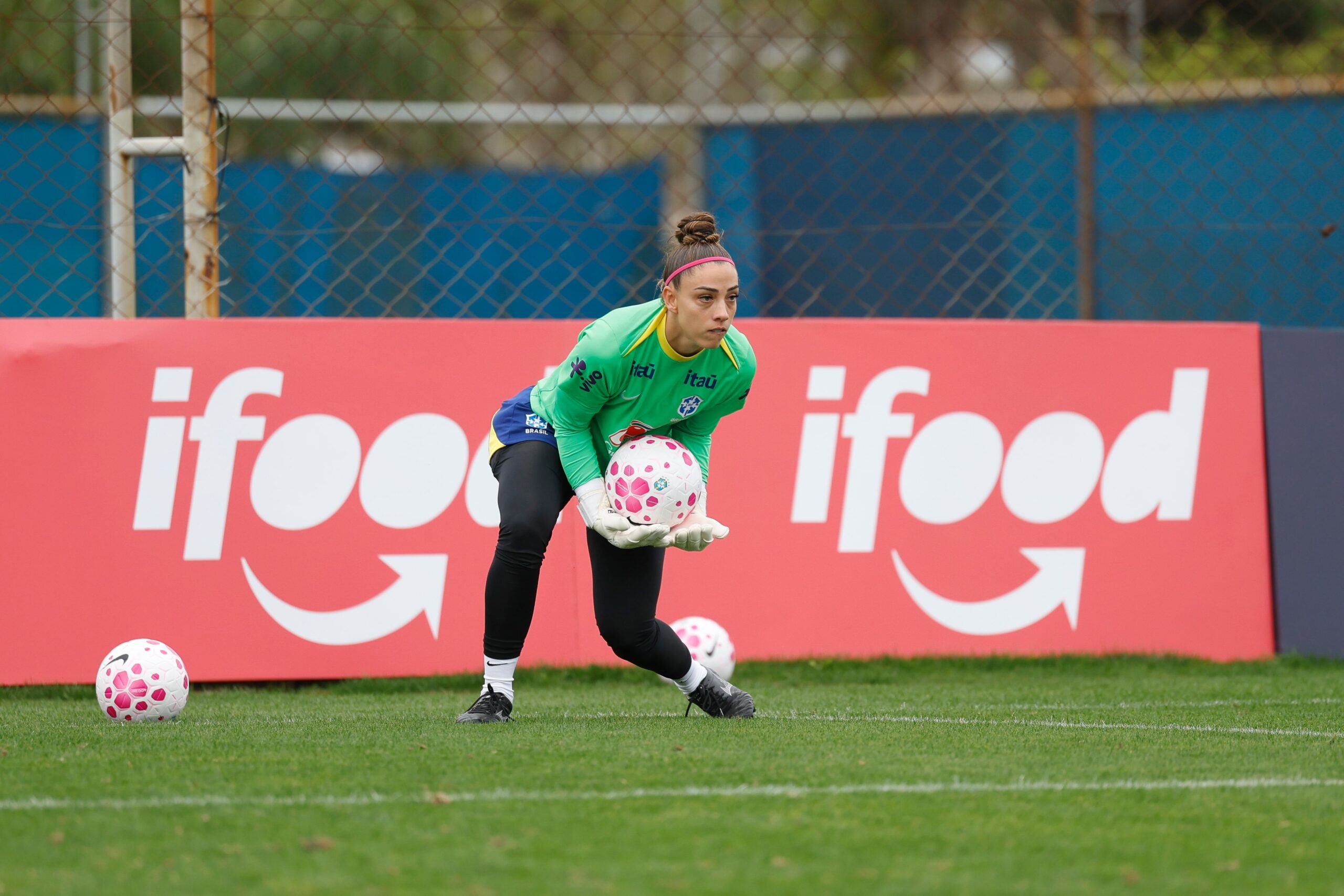 Yanne, goleira da Seleção Brasileira Feminina